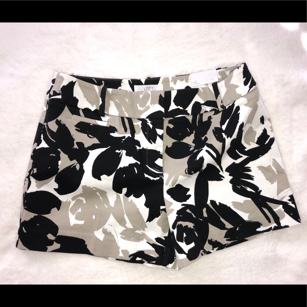 ⬇️$25 NWT Loft “The Riviera” Shorts, Size 6